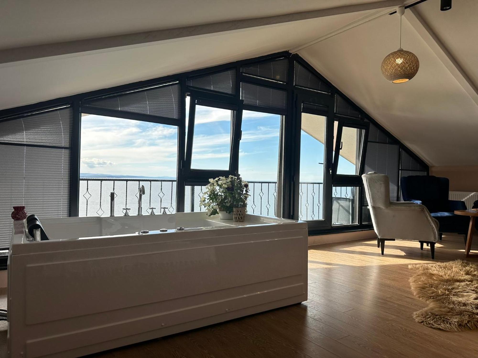Marina Fener Hotel Istanbul Airport Karaburun  Extérieur photo
