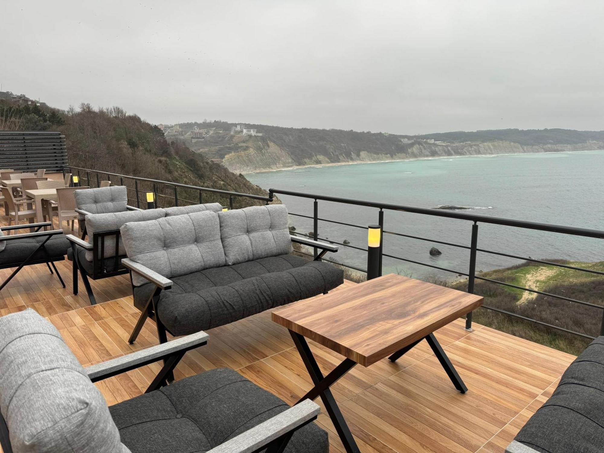 Marina Fener Hotel Istanbul Airport Karaburun  Extérieur photo