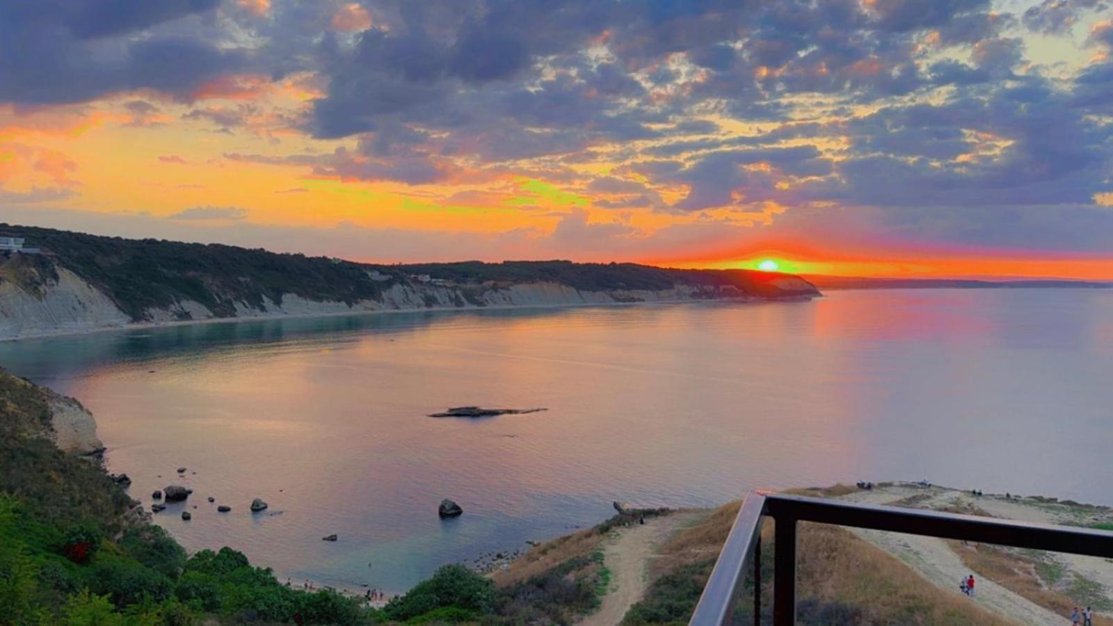 Marina Fener Hotel Istanbul Airport Karaburun  Extérieur photo